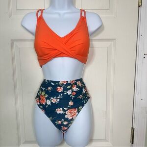 NWT Holipick‎ Bikini high waisted, floral bottoms, Ties In The Back, Size Small